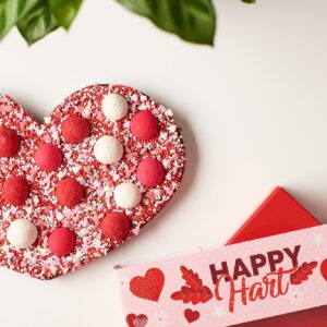 Chocolade hart brievenbuspakket chocolade cadeau afbeelding 2 van Gifts.nl