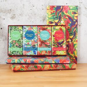 Chocolate and Love Bar Giftbox chocolade cadeau kerstpakket afbeelding 3 van Gifts.nl