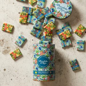 Chocolate and Love Tins chocolade cadeau kerstpakket afbeelding 3 van Gifts.nl