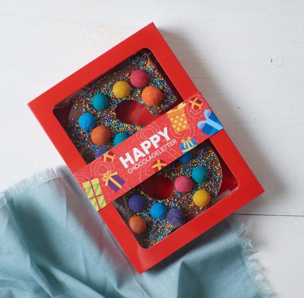 Happy Chocoladeletter sinterklaas cadeau van Gifts.nl