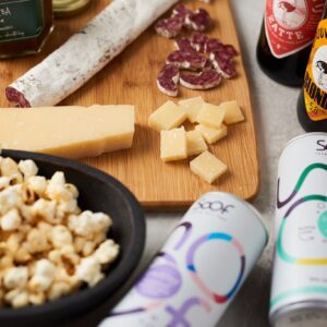 Mokum borrel borrelpakket kerstpakket afbeelding 4 van Gifts.nl