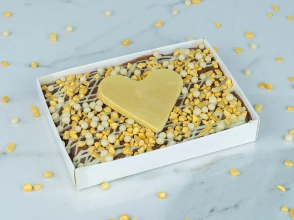 Sweetbox - Je bent goud waard Brownie brievenbus cadeau van Gifts.nl